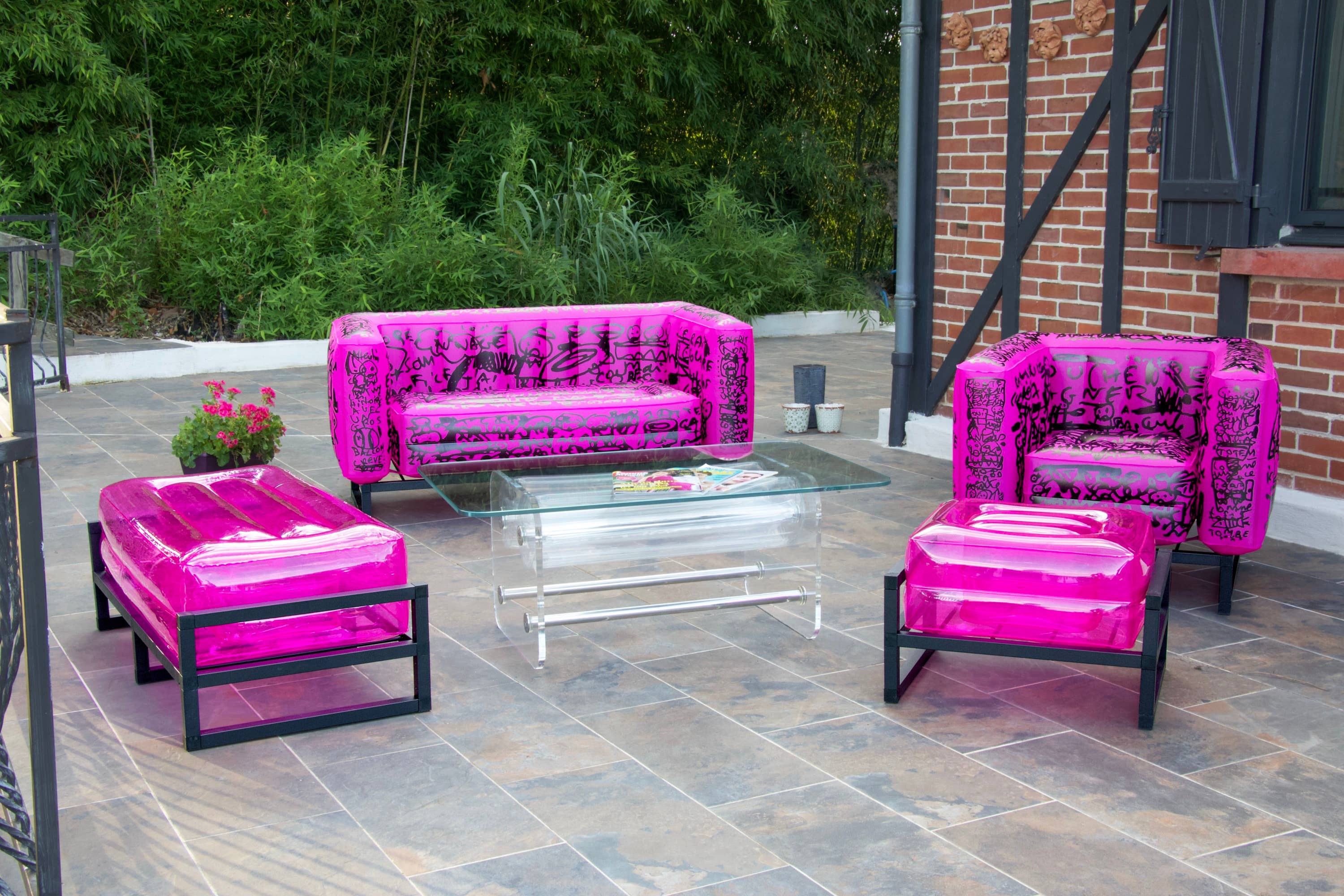 Yomi Nep Luminous Pink Design Armchair in Aluminum and Tpu