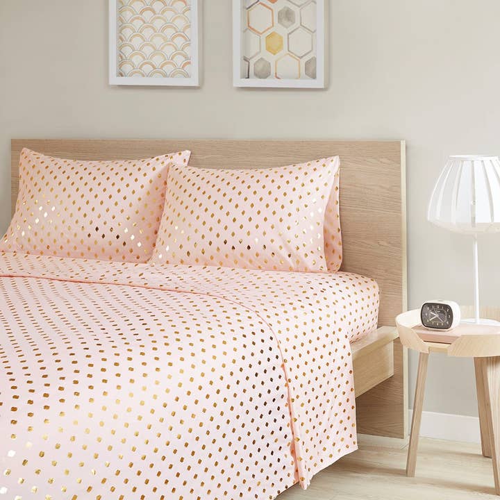 Metallic Dot 4-Piece Sheet Set, Pink Blush/Gold