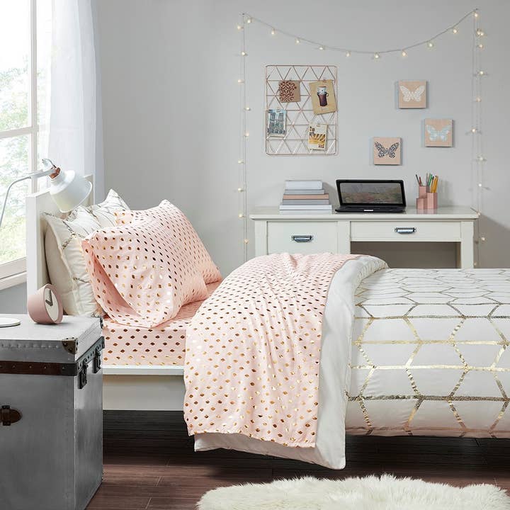 Metallic Dot 4-Piece Sheet Set, Pink Blush/Gold