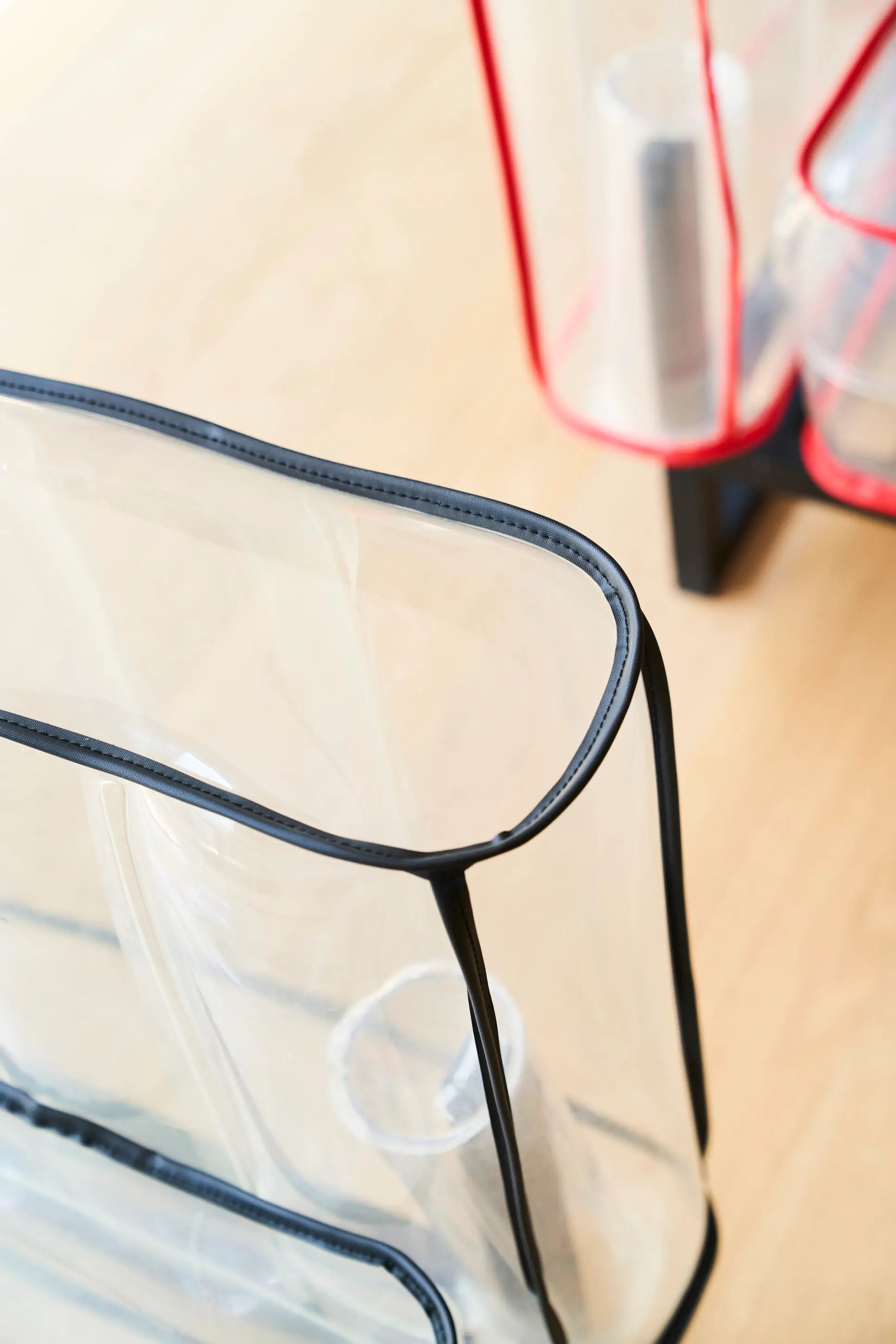 Yomi Style Aluminum and TPU Chair, Transparent/Black