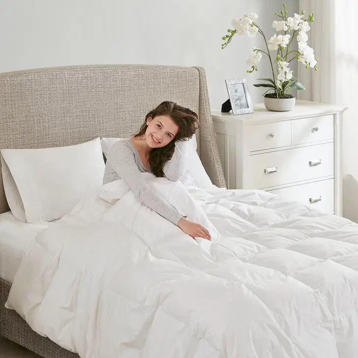 All-Season Down Comforter with 100% Down in Center