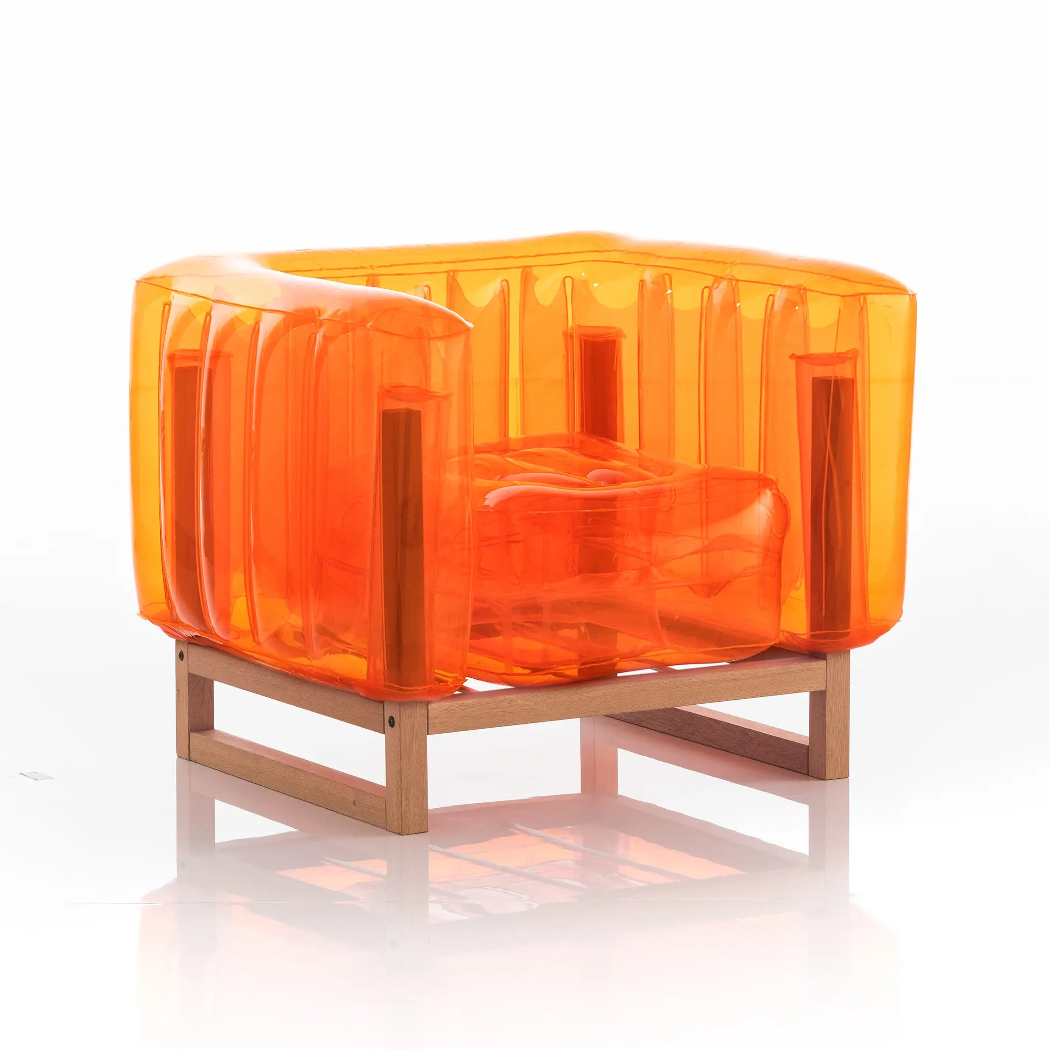 Design armchair in wood and TPU Crystal Orange
